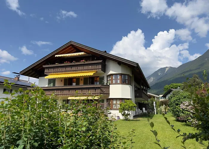 Апартаменты Alpenzauber *